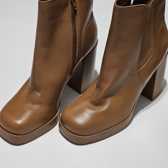 Gianni Bini Brown Leather Platform Ankle Booties Size 10M NWT - Picture 5 of 8